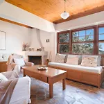 4-bdrms Bright Apartament *