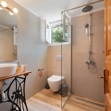 Appartamento 4-bdrms Bright