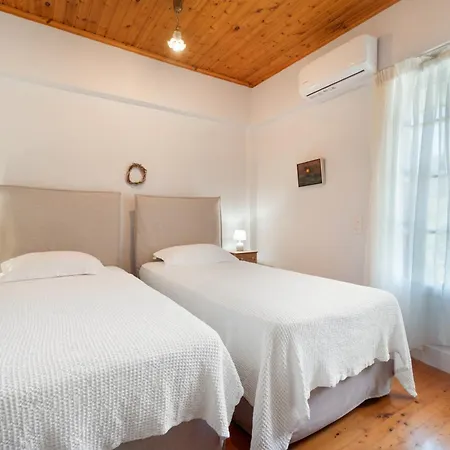 4-bdrms Bright Διαμέρισμα Κατούνα