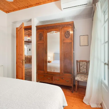 アパート 4-bdrms Bright *