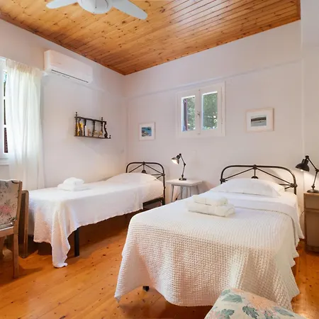 4-bdrms Bright アパート *