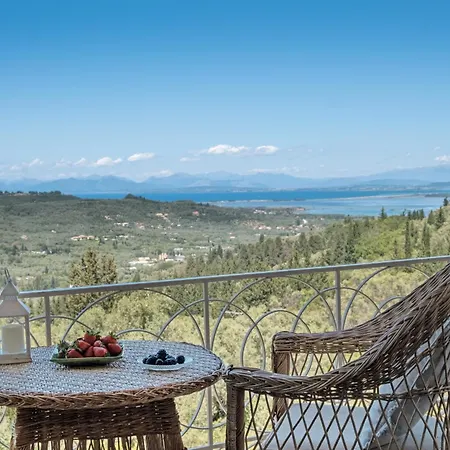 4-bdrms Bright アパート Katouna