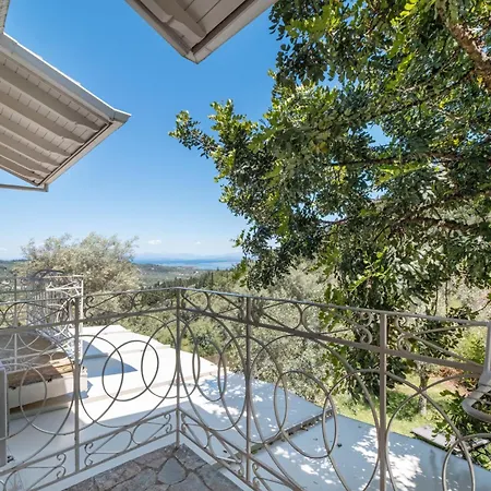 4-bdrms Bright * Katouna