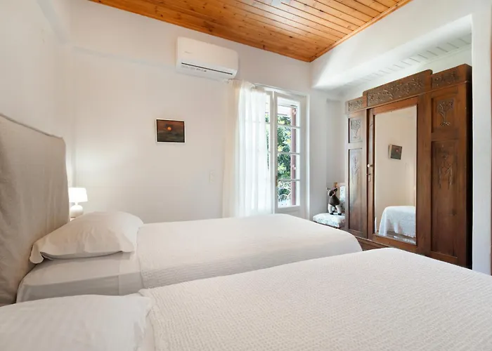 Διαμέρισμα 4-bdrms Bright *